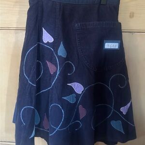 Elegant A-Line Skirt with Heart/lead Embroidery/applique